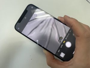 iPhone12　外カメラ交換修理　桜木町　