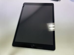 日吉　iPad9　ガラス割れ修理