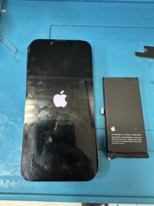 iPhone13mini バッテリー 子安