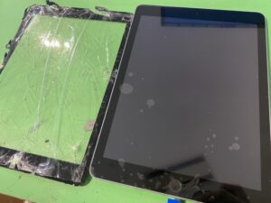 iPad (第6世代) タッチパネル割れ