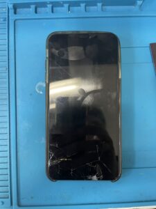 iPhone XS Max 画面交換 横浜