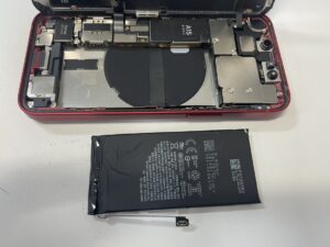 iPhone13miniバッテリー交換 みなとみらい