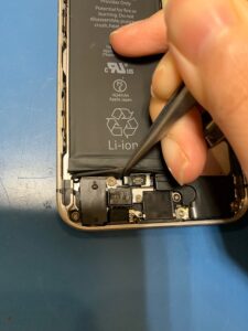 iPhoneSE 内部 横浜