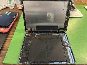 水没して起動しなくなったiPad Air 4をスマホスピタル横浜関内店で受付