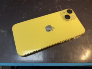 横浜市西区エリアから受付したアウトカメラが真っ暗で写らないiPhone 14