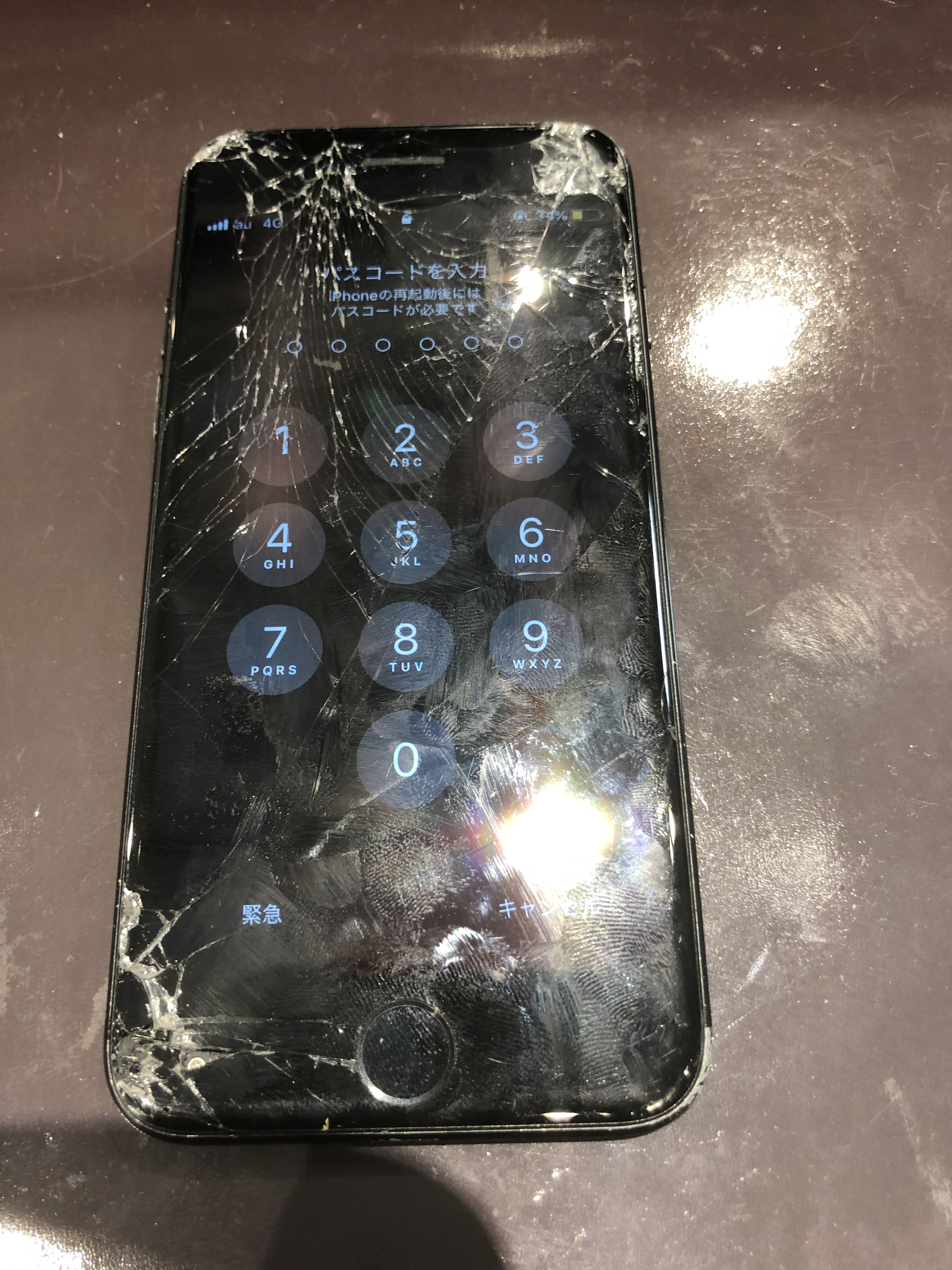 iPhone6plusの画面割れ
