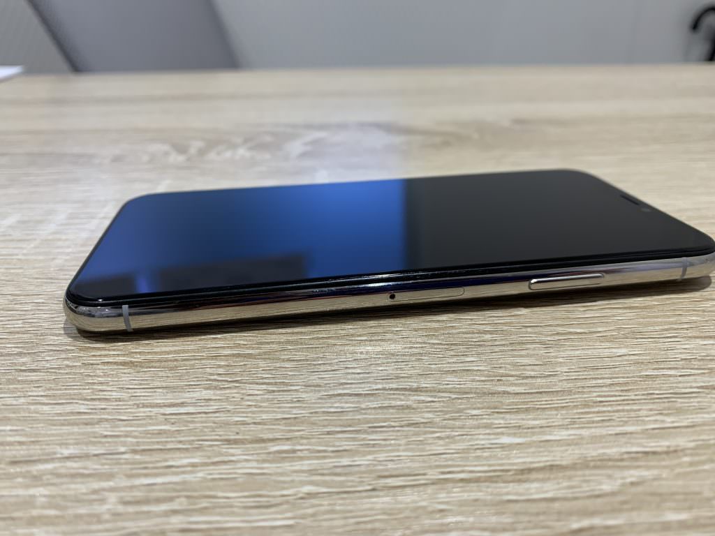 iphonex%e3%83%90%e3%83%83%e3%83%86%e3%83%aa%e3%83%bc
