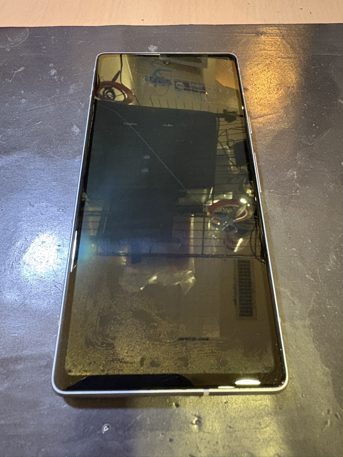 画面交換修理】Pixel7aの画面交換修理を行いました！ データそのままで