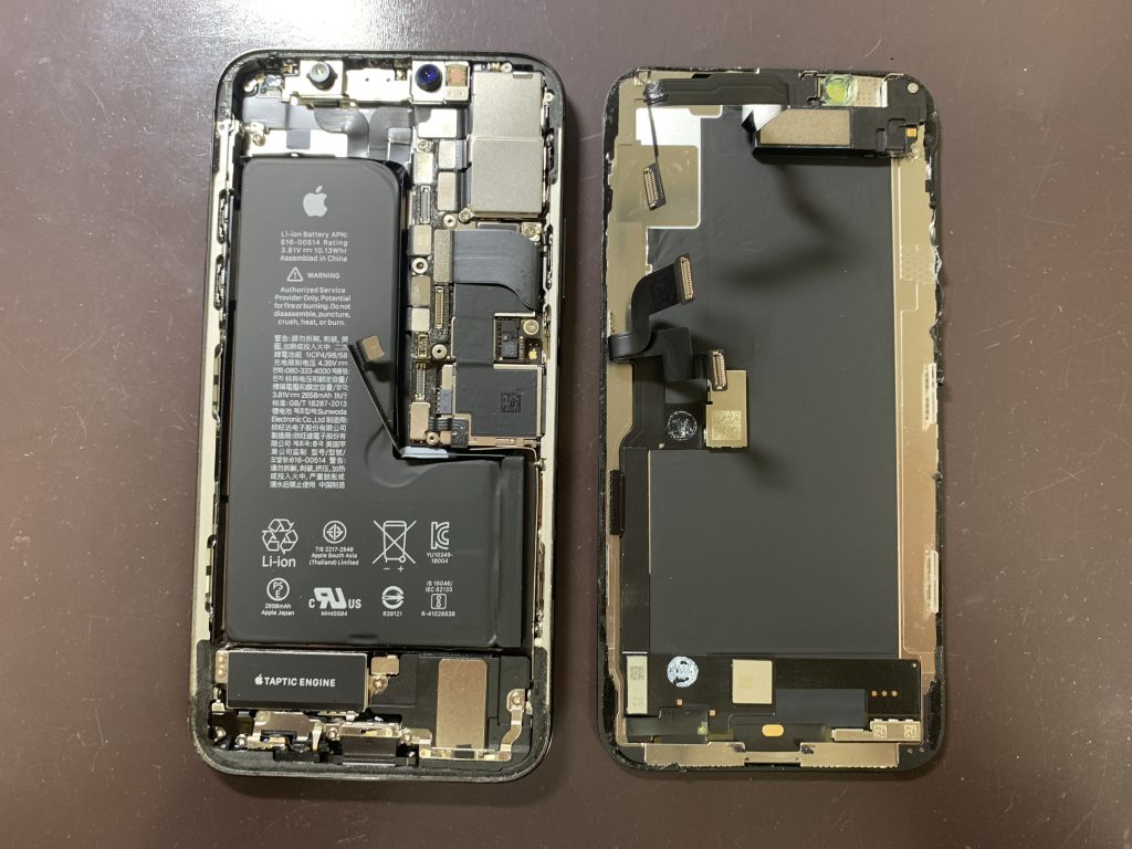 iPhoneXs タッチできない 画面交換修理