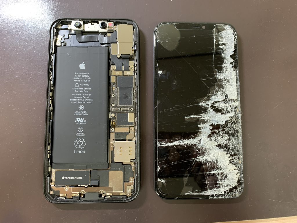 iphone11-screen-replacement-3