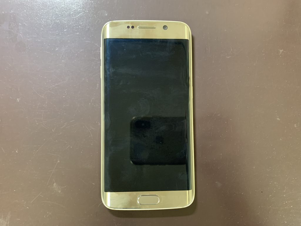 画面が真っ暗になってしまったgalaxy S6 Edge Scv31 を当日修理いたしました スマホスピタル名古屋金山