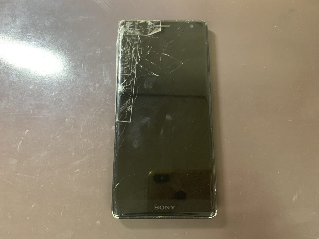 xperia-xz2-sov37-screen-replacement-1