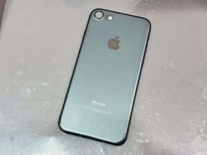 iPhone7画面点かず2107012