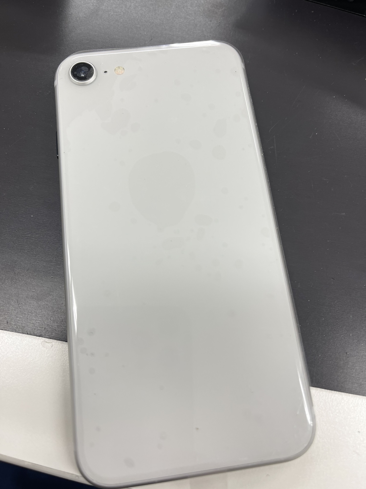 Apple - iPhone XR ホワイト 白色 画面割れ 背面ガラス割れ iPhone XR ホワイト 白色 画面割れ 背面ガラス割れ