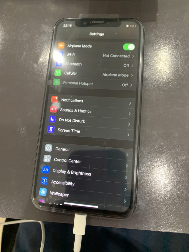 iPhoneX 動かない