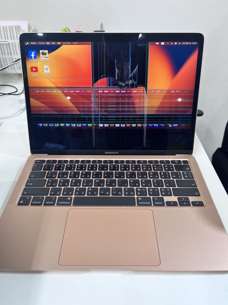 MacBook Air m1 液晶漏れ - ノートPC