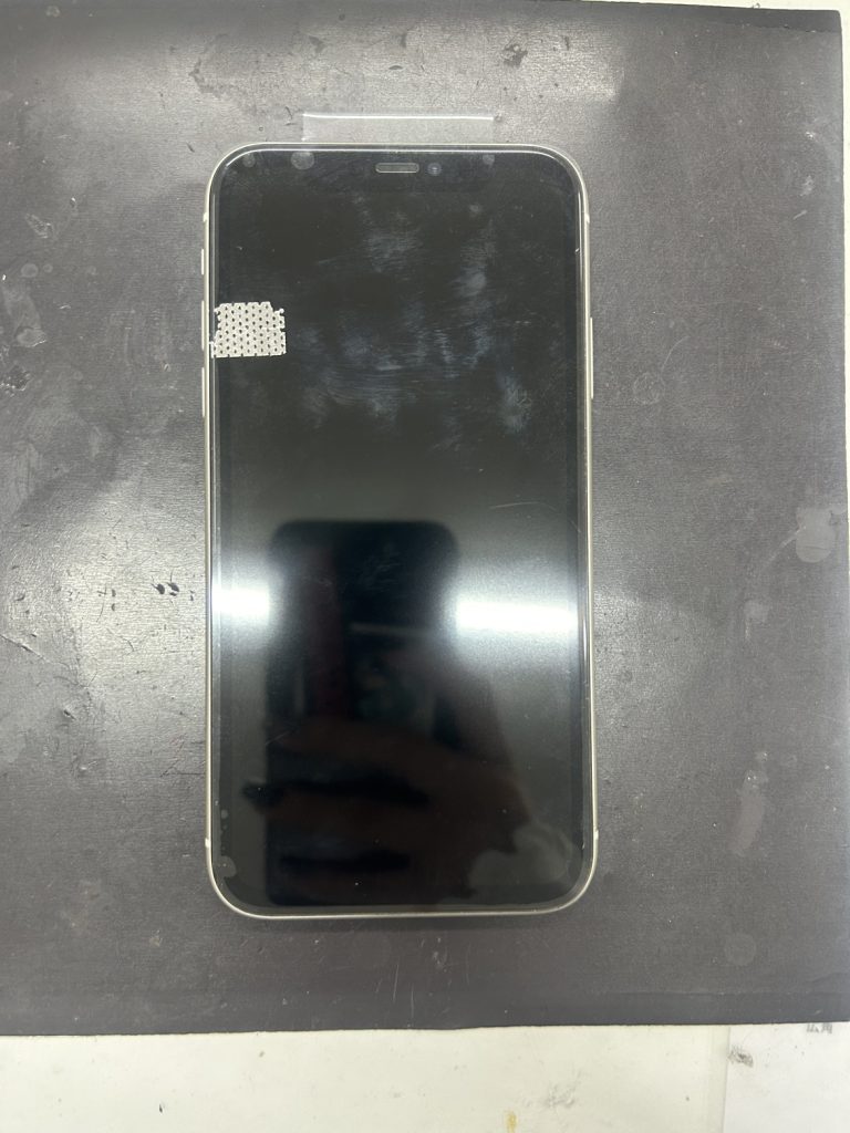 iPhone11　画面交換後