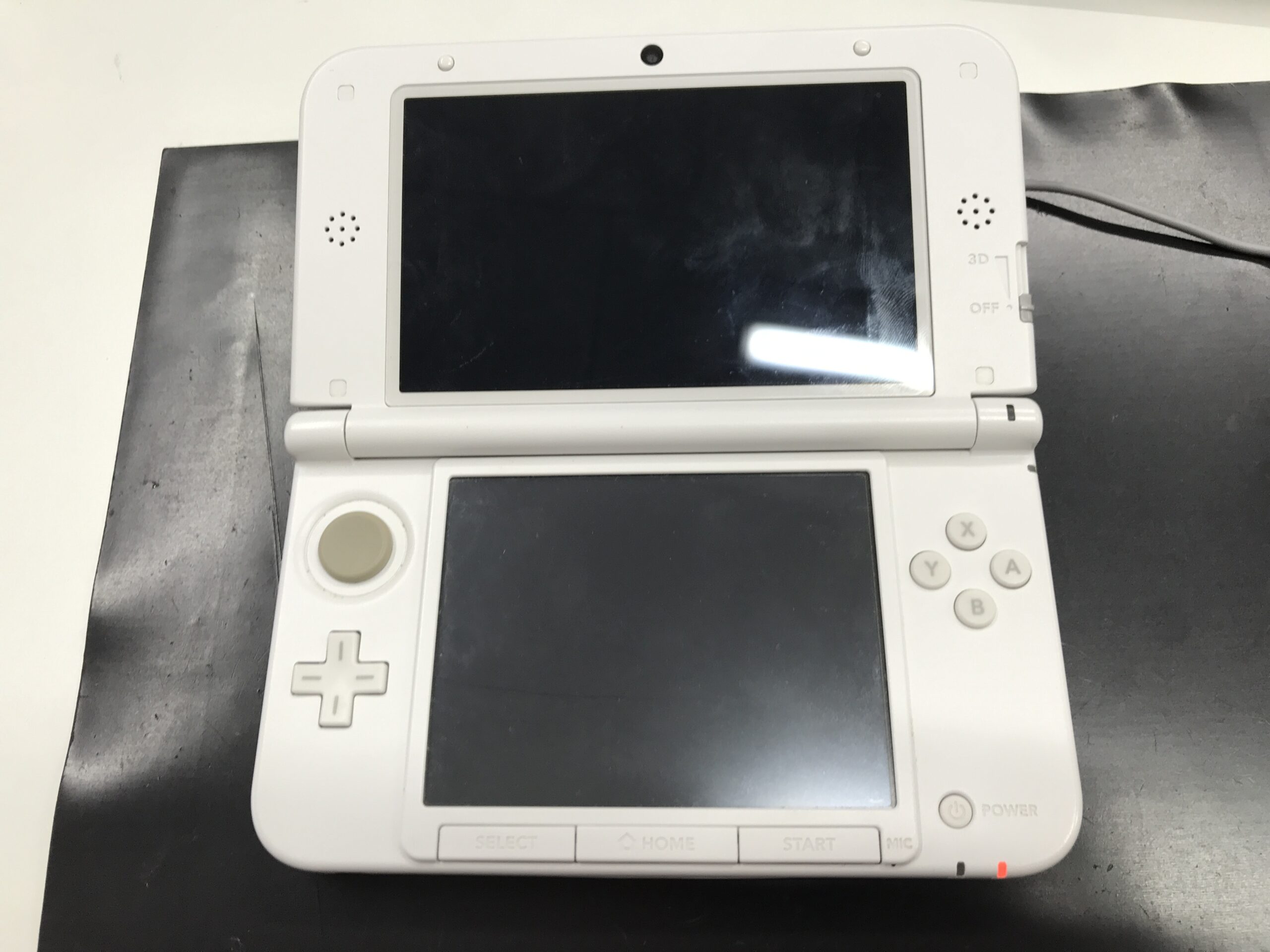 ニンテンドー3DS 【即日発送】【保証開始済み品】任天堂 New