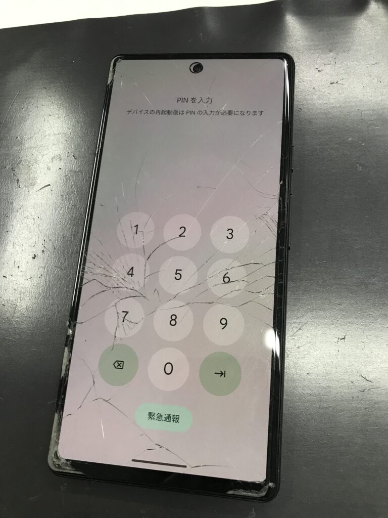 Google Pixel 6a 本体 画面にひびあり Google Pixel 6a画面修理レポート | スマホ修理ならiCracked