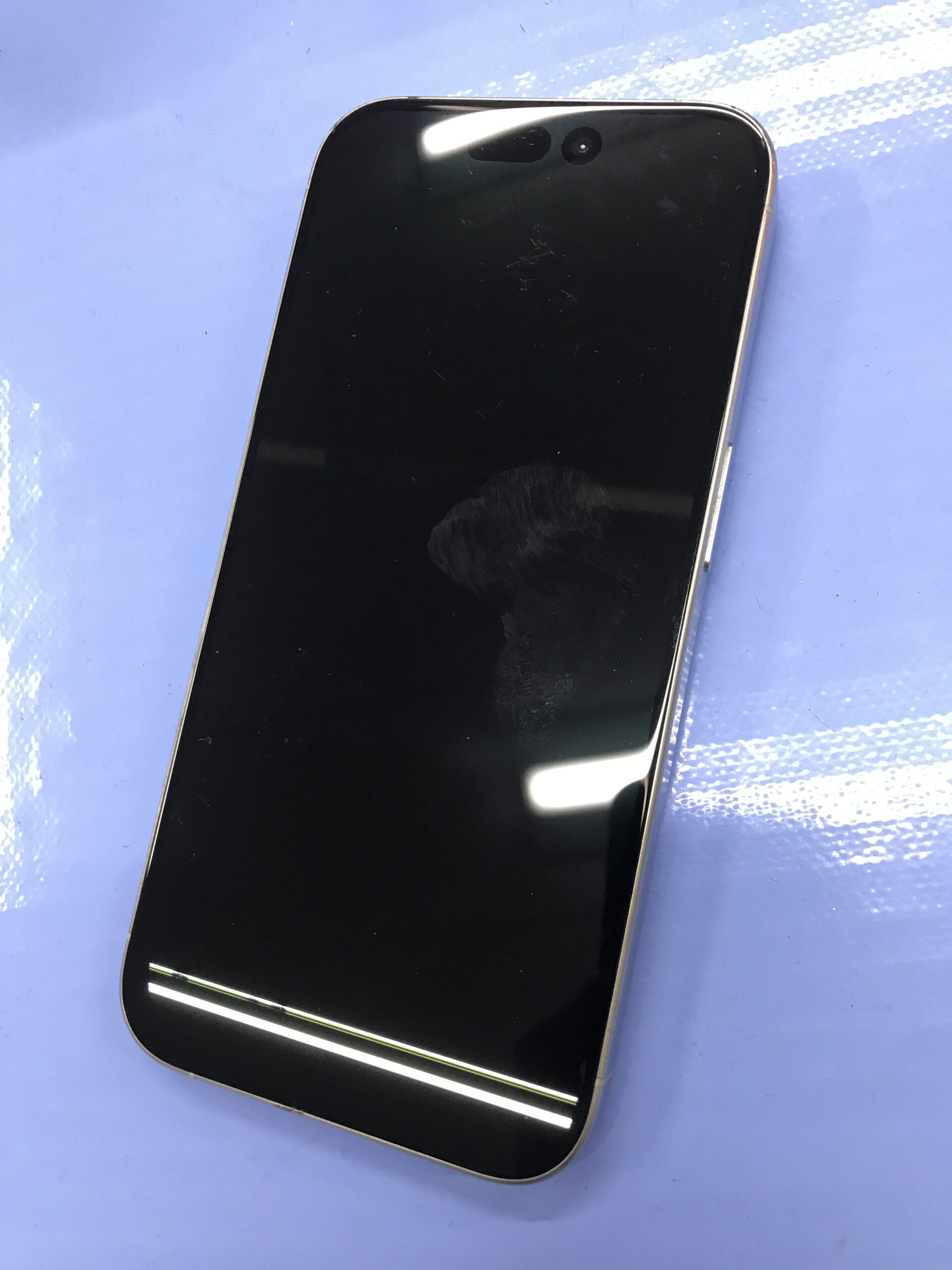iPhone15Pro 液晶画面交換を承りました | iPhone修理アイサポ