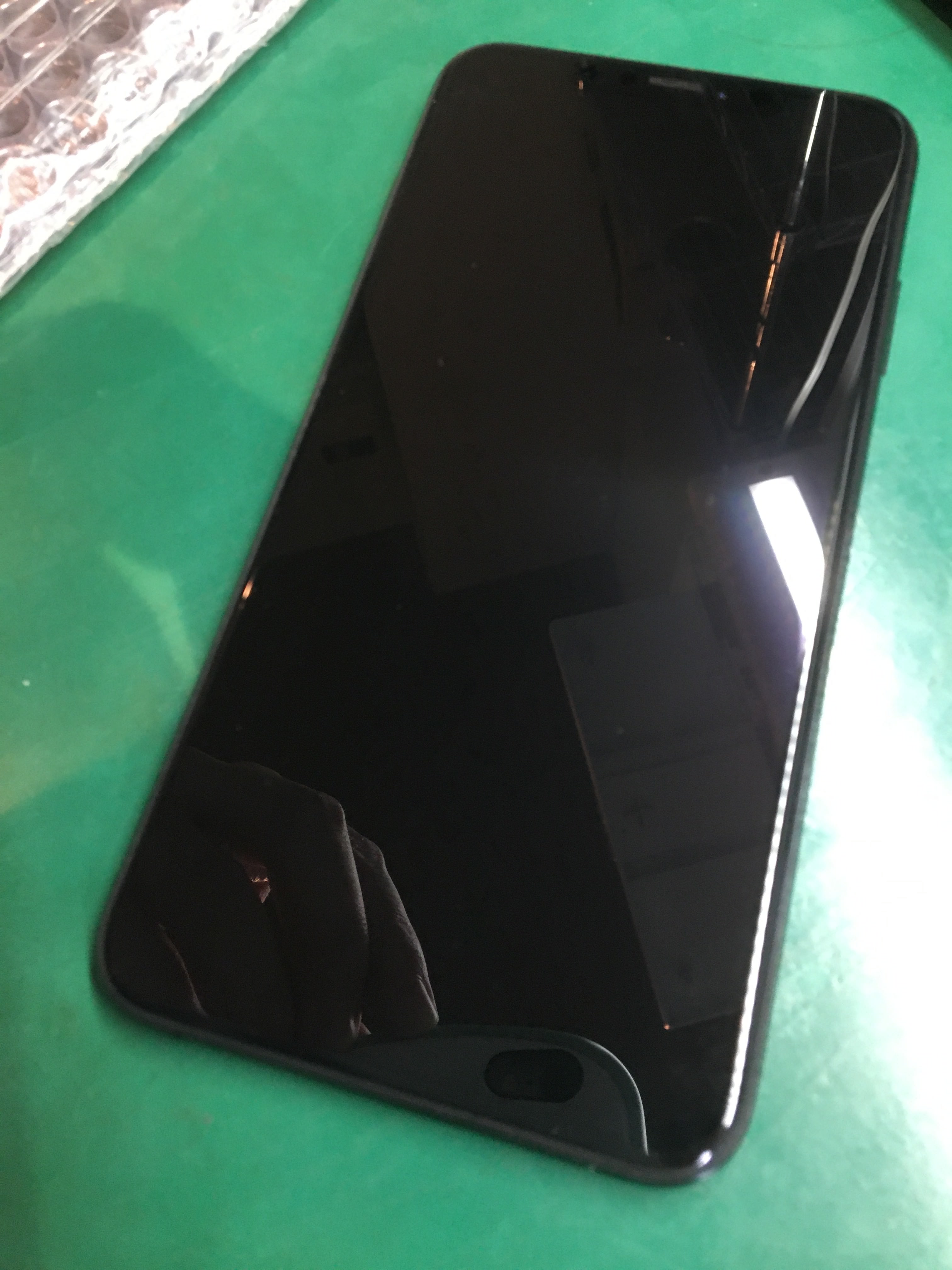 ガラスコーティングでスマホが丈夫に 傷汚れやブルーライトから守るiphonexsmax スマートコート スマホスピタル池袋