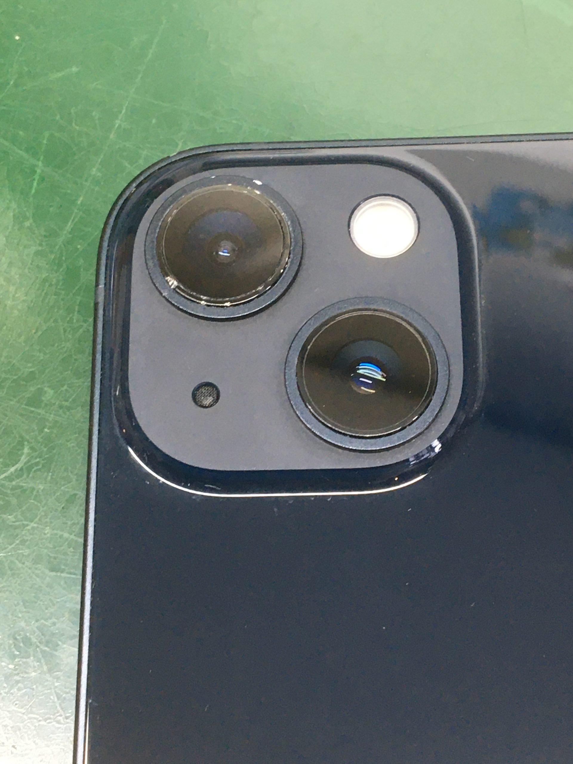iPhone１３のカメラレンズは割れやすい？iPhone13 カメラレンズ交換 