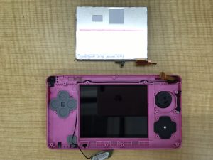 3DS タッチパネル交換修理