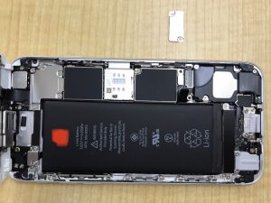 iPhone 6S バッテリー交換修理