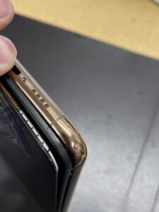 iPhoneXsMAX 画面剥離