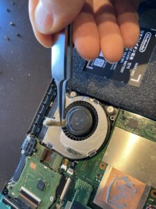  Nintendo Switch 分解