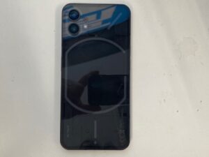 Nothing Phoneの背面デザイン