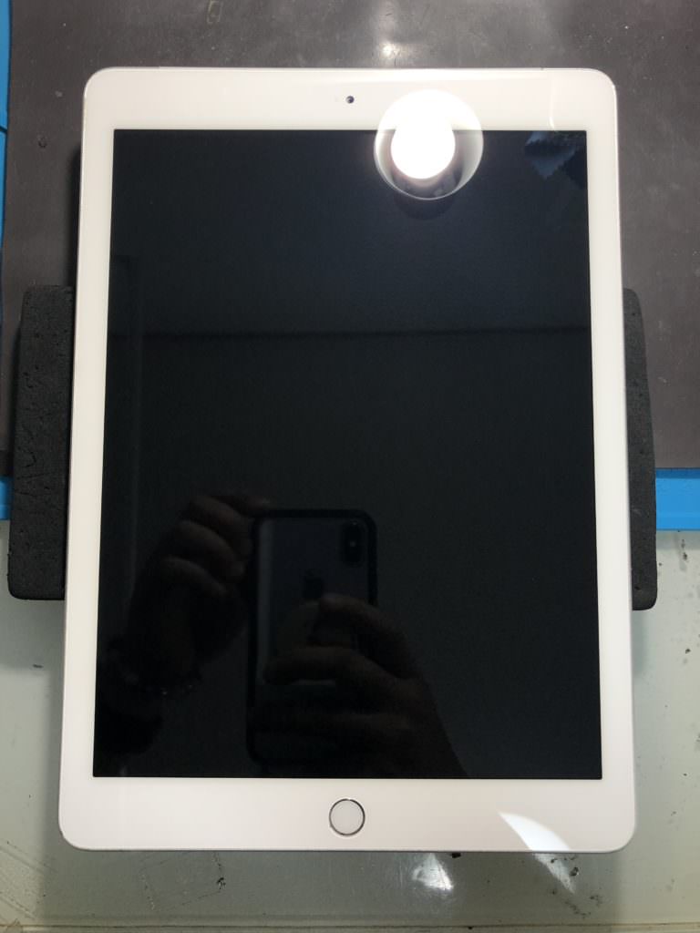iPad6 ガラス交換修理