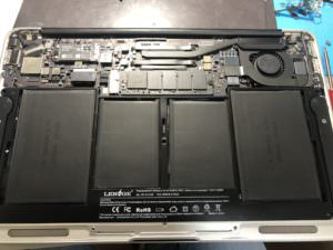 MacbookAir バッテリー交換