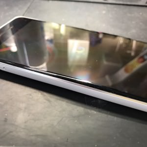 Google Pixel 2 バッテリ膨張 バッテリー交換修理 スマホスピタル吉祥寺 中央線吉祥寺駅 新宿 中野 高円寺 阿佐ヶ谷 荻窪 西荻窪 三鷹 武蔵境 東小金井 武蔵小金井 国分寺 国立 立川 調布 府中 練馬 杉並 世田谷 上石神井 西東京 東久留米 小平 小金井 井の頭公園 三鷹台 久我山 富士見ヶ丘 浜田山 西永福 永福町 明大前 東松原 新代田 下北沢  