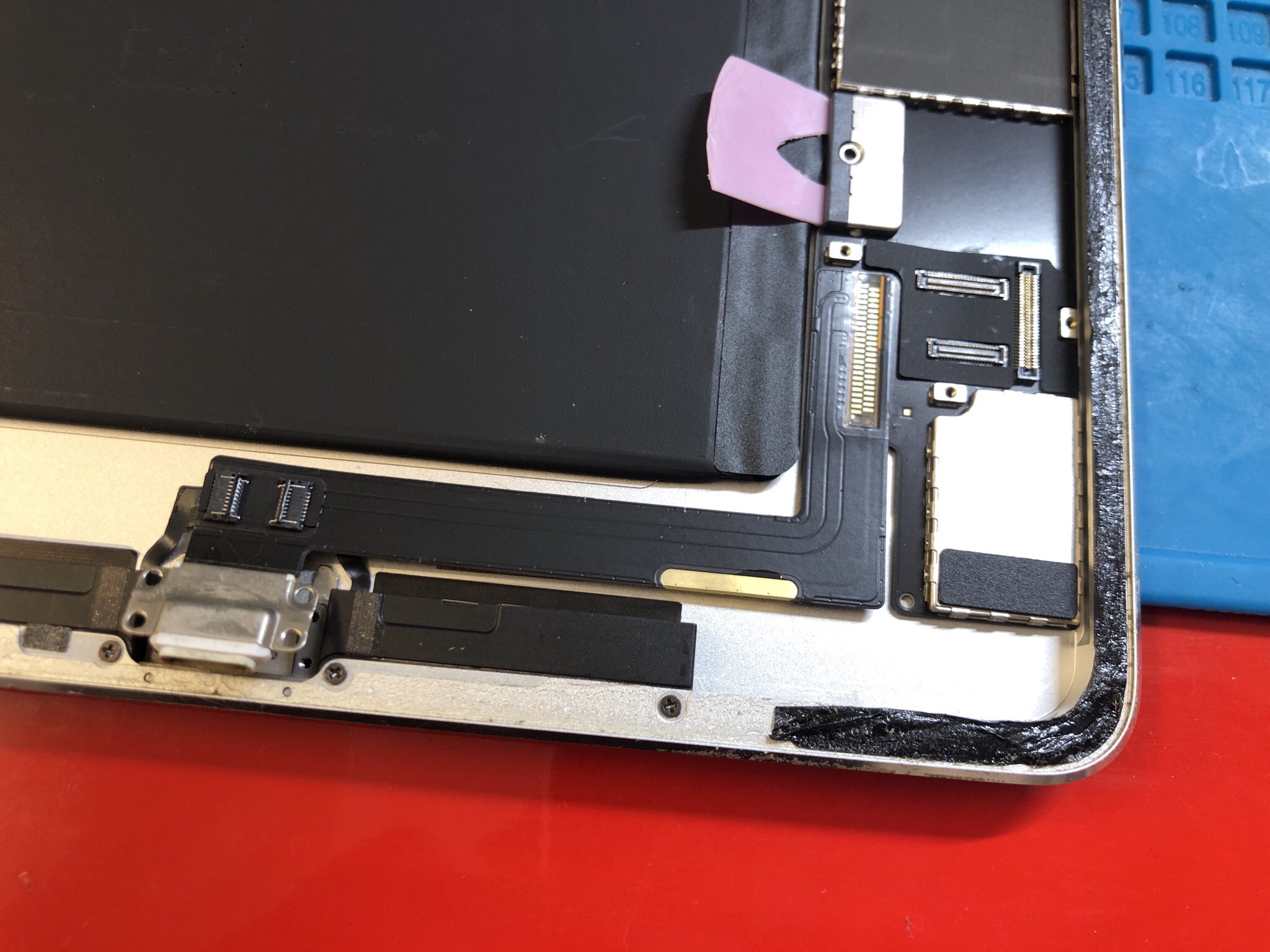 10A【修理可能な3台セット】iPad Air2 10A【修理可能な3台セット】iPad Air2 徹底比較】大容量のポータブル電源