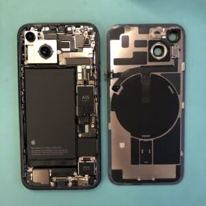 iPhone14背面パネル