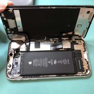 iPhone11内部