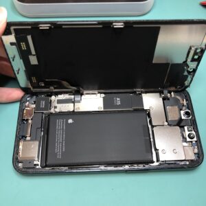 iphone13内部