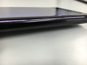 バッテリー膨張でハマグリ化したXperia XZ(SO-01J)