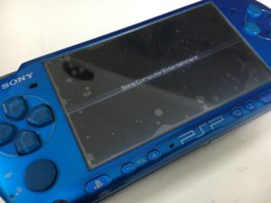 液晶画面交換修理で無事表示されるようになったPSP-3000