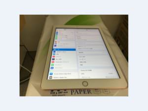 表面ガラスを交換修理したiPad 第6世代