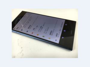 割れた液晶画面を即日修理完了したXperiaXZs(SO-03J)