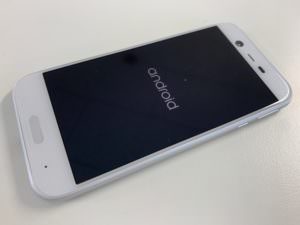液晶画面を交換した修理後のAndrooid One X1