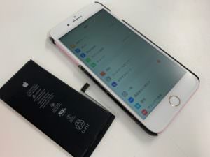 画面とバッテリーを交換したiPhone7Plus
