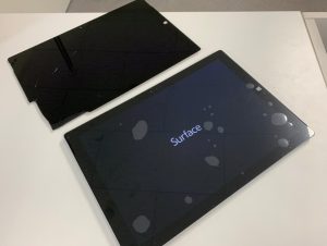 液晶画面を交換したSurface Pro3
