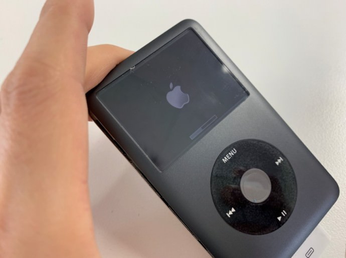 本体が更新中のiPod Classic