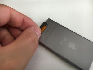 分解し始めのiPod nano7