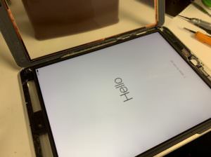 液晶画面が表示されるようになったiPad Air