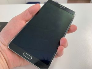 電源ボタンを押しても画面に何も表示されないGalaxy note3(SC-01F)