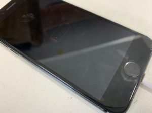 充電器が奥までささるようになったiPhone7